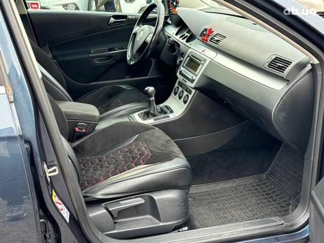 Серый Фольксваген Пассат, объемом двигателя 1.8 л и пробегом 292 тыс. км за 8740 $, фото 21 на Automoto.ua