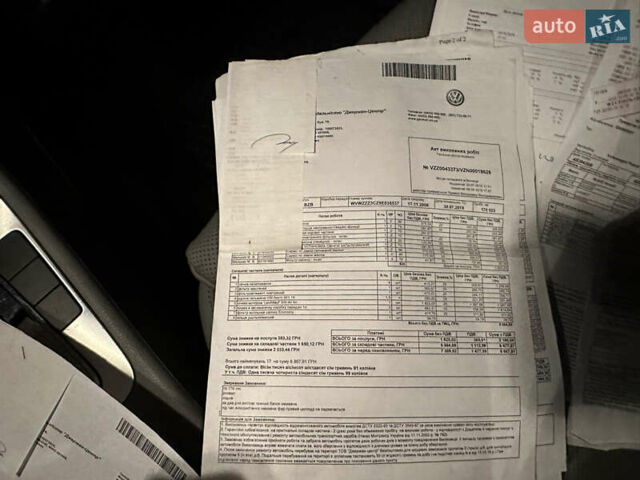Серый Фольксваген Пассат, объемом двигателя 1.8 л и пробегом 227 тыс. км за 7450 $, фото 84 на Automoto.ua