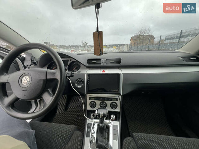 Серый Фольксваген Пассат, объемом двигателя 1.97 л и пробегом 322 тыс. км за 7100 $, фото 6 на Automoto.ua