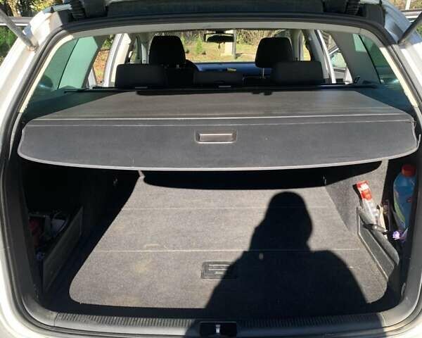 Серый Фольксваген Пассат, объемом двигателя 1.97 л и пробегом 272 тыс. км за 5500 $, фото 7 на Automoto.ua