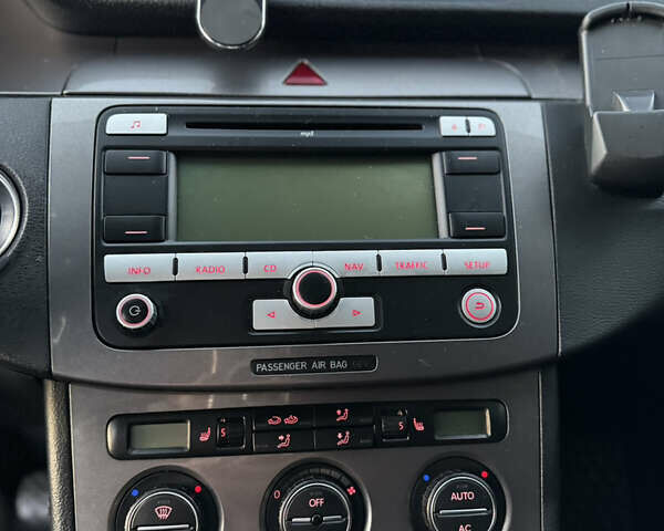 Сірий Фольксваген Пассат, об'ємом двигуна 1.97 л та пробігом 377 тис. км за 6500 $, фото 16 на Automoto.ua