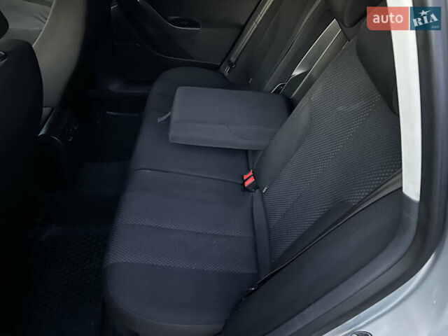 Сірий Фольксваген Пассат, об'ємом двигуна 2 л та пробігом 295 тис. км за 6999 $, фото 39 на Automoto.ua