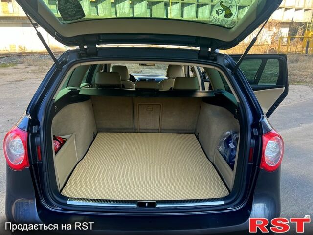 Серый Фольксваген Пассат, объемом двигателя 2 л и пробегом 217 тыс. км за 7200 $, фото 12 на Automoto.ua