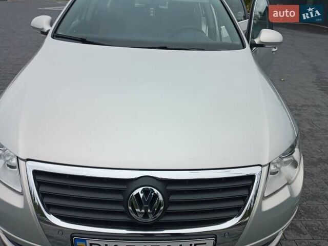 Серый Фольксваген Пассат, объемом двигателя 1.8 л и пробегом 215 тыс. км за 6600 $, фото 10 на Automoto.ua