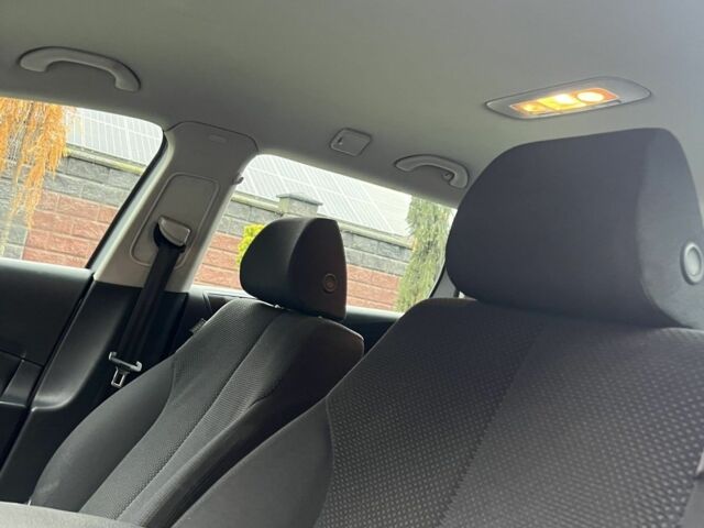 Серый Фольксваген Пассат, объемом двигателя 0 л и пробегом 250 тыс. км за 3300 $, фото 5 на Automoto.ua