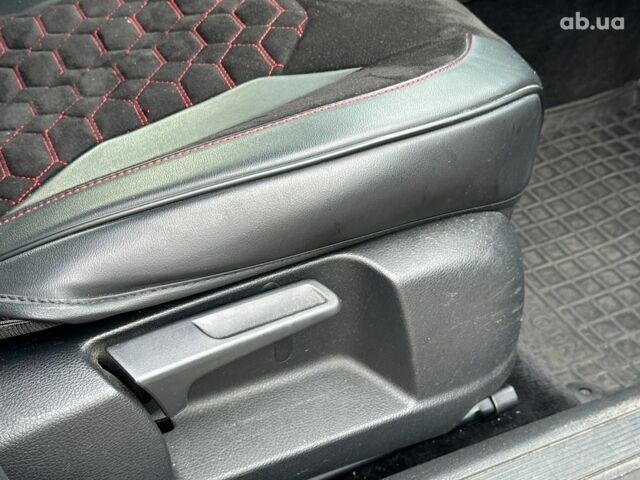 Серый Фольксваген Пассат, объемом двигателя 1.8 л и пробегом 292 тыс. км за 8740 $, фото 22 на Automoto.ua