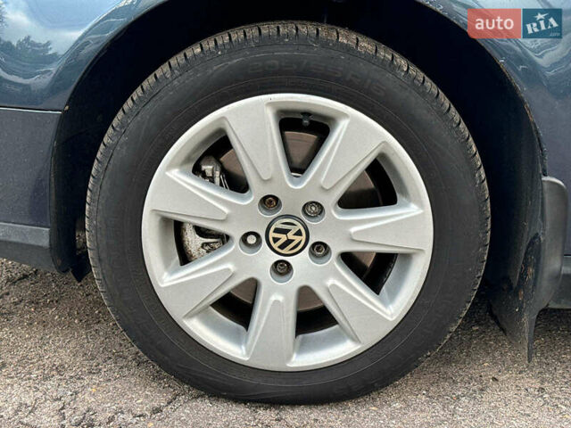 Серый Фольксваген Пассат, объемом двигателя 1.8 л и пробегом 292 тыс. км за 8740 $, фото 10 на Automoto.ua