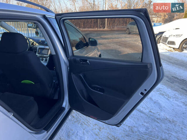 Серый Фольксваген Пассат, объемом двигателя 1.97 л и пробегом 313 тыс. км за 5490 $, фото 25 на Automoto.ua