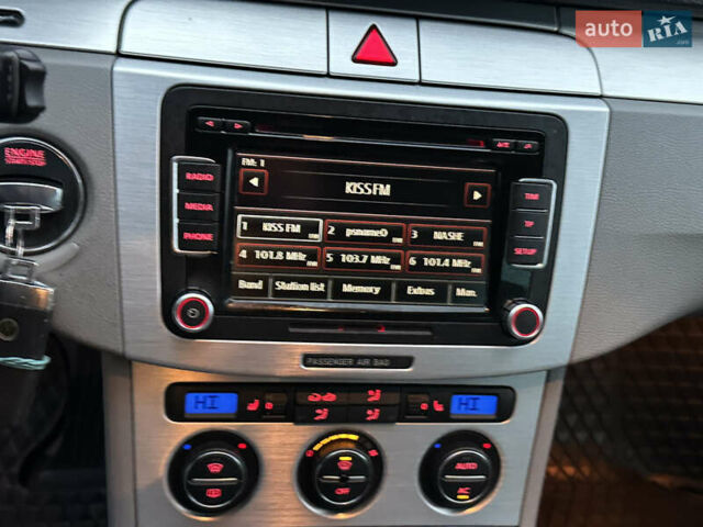 Серый Фольксваген Пассат, объемом двигателя 1.8 л и пробегом 227 тыс. км за 7450 $, фото 33 на Automoto.ua