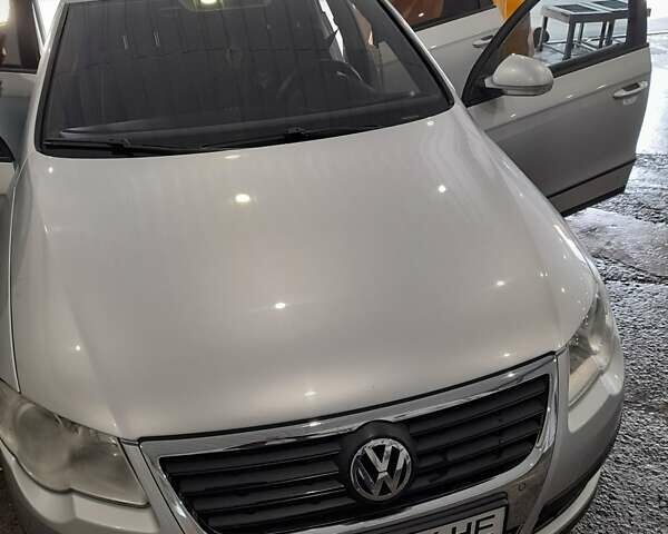 Серый Фольксваген Пассат, объемом двигателя 2 л и пробегом 311 тыс. км за 6999 $, фото 25 на Automoto.ua