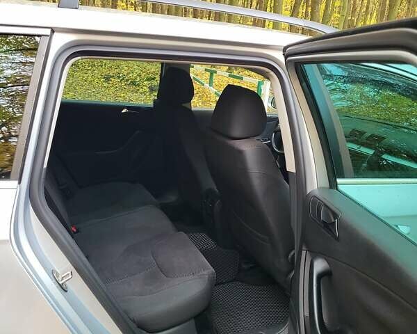 Серый Фольксваген Пассат, объемом двигателя 1.97 л и пробегом 355 тыс. км за 7200 $, фото 9 на Automoto.ua