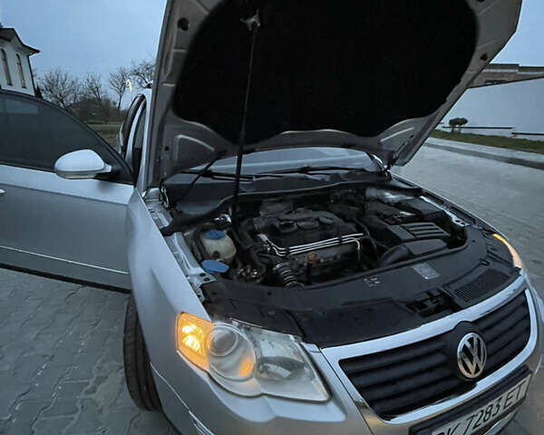 Серый Фольксваген Пассат, объемом двигателя 1.97 л и пробегом 270 тыс. км за 5799 $, фото 6 на Automoto.ua