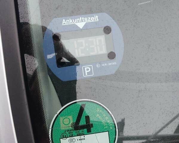 Серый Фольксваген Пассат, объемом двигателя 1.6 л и пробегом 249 тыс. км за 6650 $, фото 2 на Automoto.ua