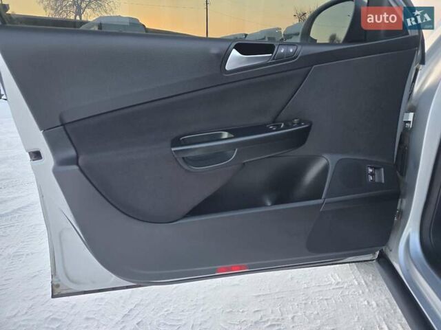 Серый Фольксваген Пассат, объемом двигателя 1.97 л и пробегом 217 тыс. км за 6799 $, фото 14 на Automoto.ua