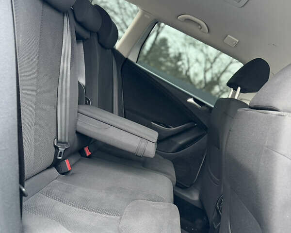 Серый Фольксваген Пассат, объемом двигателя 1.97 л и пробегом 286 тыс. км за 6750 $, фото 37 на Automoto.ua