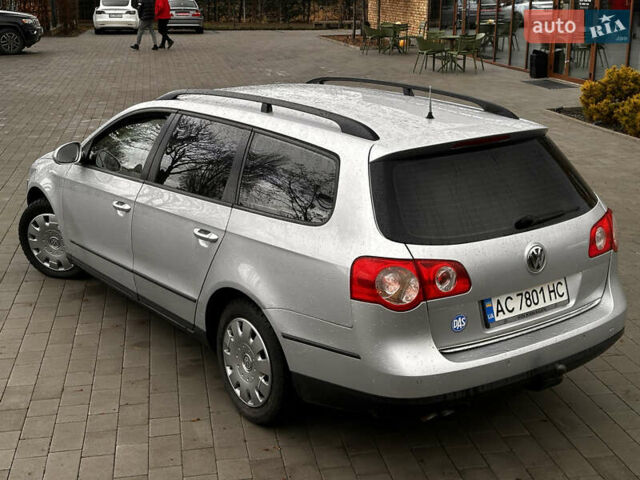 Серый Фольксваген Пассат, объемом двигателя 1.97 л и пробегом 349 тыс. км за 4850 $, фото 16 на Automoto.ua