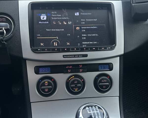 Серый Фольксваген Пассат, объемом двигателя 1.97 л и пробегом 285 тыс. км за 5500 $, фото 17 на Automoto.ua