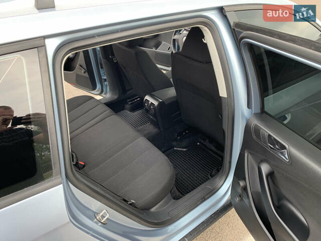 Серый Фольксваген Пассат, объемом двигателя 1.9 л и пробегом 230 тыс. км за 7500 $, фото 14 на Automoto.ua