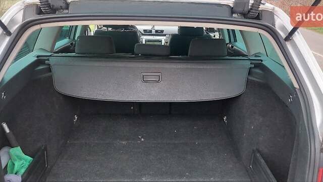 Серый Фольксваген Пассат, объемом двигателя 2 л и пробегом 290 тыс. км за 5700 $, фото 11 на Automoto.ua