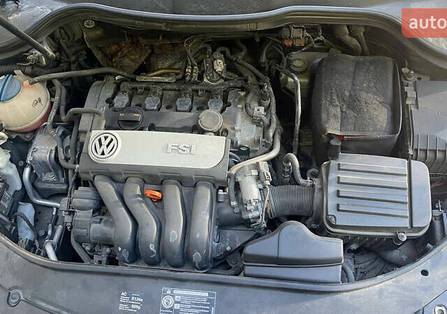 Сірий Фольксваген Пассат, об'ємом двигуна 2 л та пробігом 258 тис. км за 6000 $, фото 8 на Automoto.ua