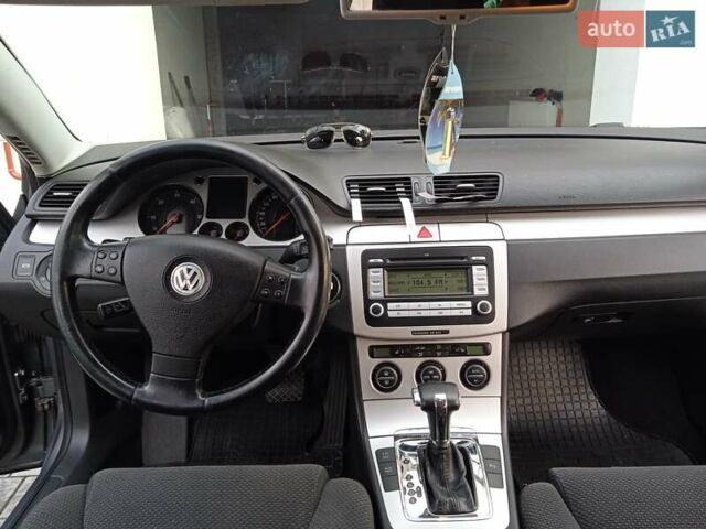 Сірий Фольксваген Пассат, об'ємом двигуна 2 л та пробігом 240 тис. км за 5500 $, фото 7 на Automoto.ua