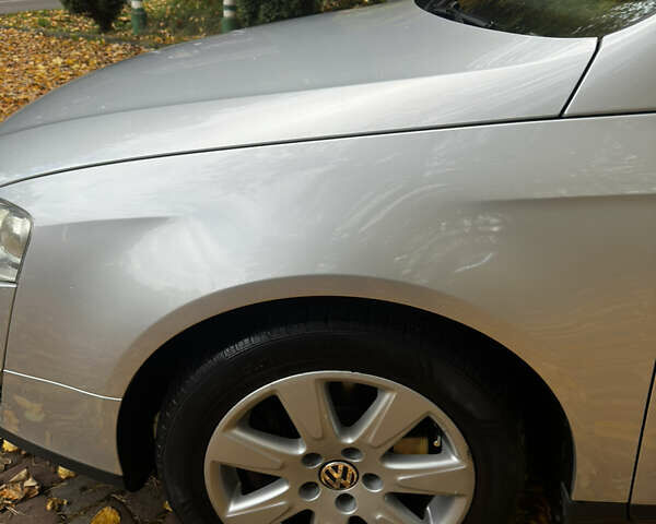 Серый Фольксваген Пассат, объемом двигателя 1.97 л и пробегом 330 тыс. км за 7499 $, фото 2 на Automoto.ua