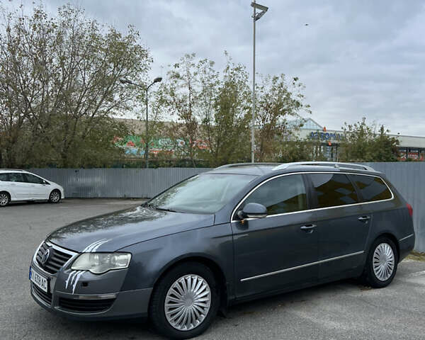 Серый Фольксваген Пассат, объемом двигателя 1.97 л и пробегом 300 тыс. км за 5000 $, фото 2 на Automoto.ua