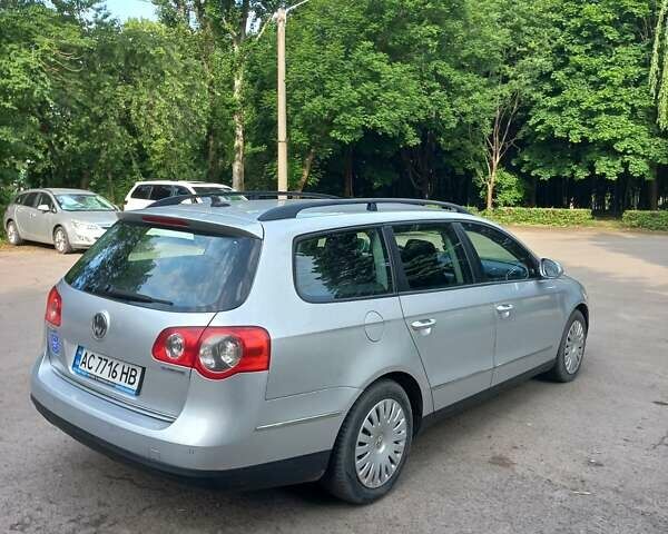 Серый Фольксваген Пассат, объемом двигателя 1.9 л и пробегом 397 тыс. км за 6500 $, фото 3 на Automoto.ua