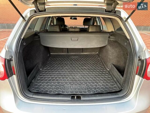 Фольксваген Пассат 2009 в Одессе на Automoto.ua Серый Фольксваген Пассат, объемом двигателя 2 л и пробегом 279 тыс. км за 6200 $, фото 36 на Automoto.ua