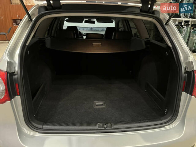 Сірий Фольксваген Пассат, об'ємом двигуна 1.98 л та пробігом 206 тис. км за 6600 $, фото 17 на Automoto.ua