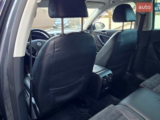 Сірий Фольксваген Пассат, об'ємом двигуна 1.8 л та пробігом 212 тис. км за 7500 $, фото 139 на Automoto.ua