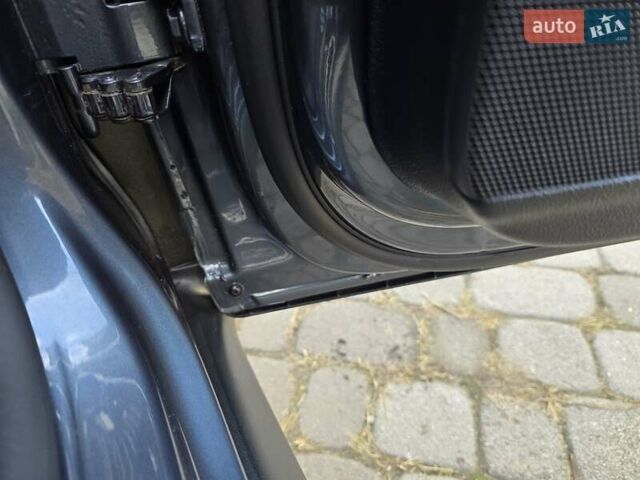 Сірий Фольксваген Пассат, об'ємом двигуна 1.8 л та пробігом 212 тис. км за 7500 $, фото 62 на Automoto.ua