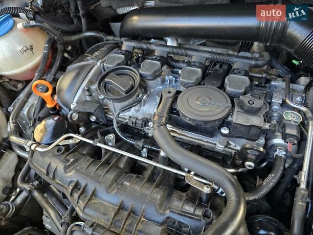 Сірий Фольксваген Пассат, об'ємом двигуна 1.8 л та пробігом 212 тис. км за 7500 $, фото 168 на Automoto.ua