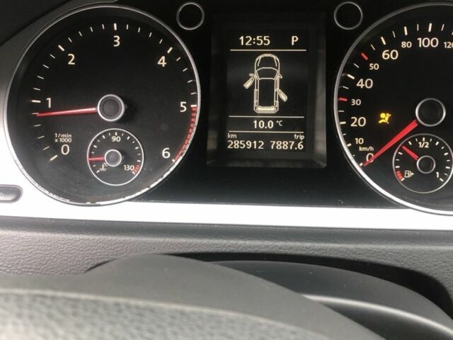 Серый Фольксваген Пассат, объемом двигателя 2 л и пробегом 285 тыс. км за 9000 $, фото 7 на Automoto.ua