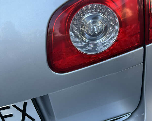 Серый Фольксваген Пассат, объемом двигателя 1.97 л и пробегом 257 тыс. км за 7699 $, фото 4 на Automoto.ua