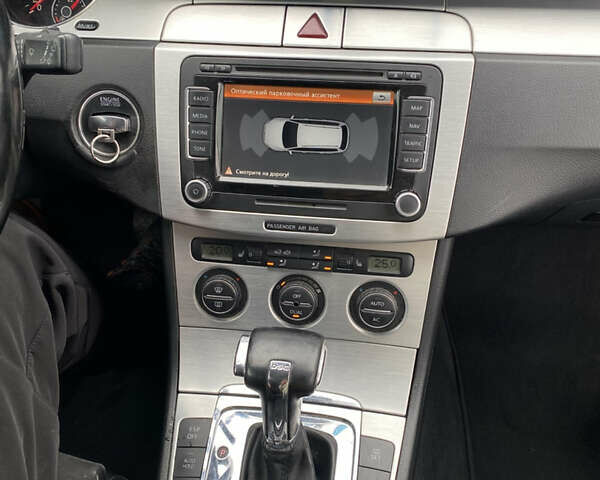 Сірий Фольксваген Пассат, об'ємом двигуна 1.97 л та пробігом 367 тис. км за 8300 $, фото 7 на Automoto.ua