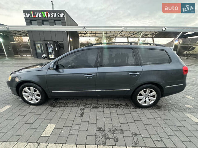 Серый Фольксваген Пассат, объемом двигателя 1.97 л и пробегом 258 тыс. км за 6500 $, фото 3 на Automoto.ua