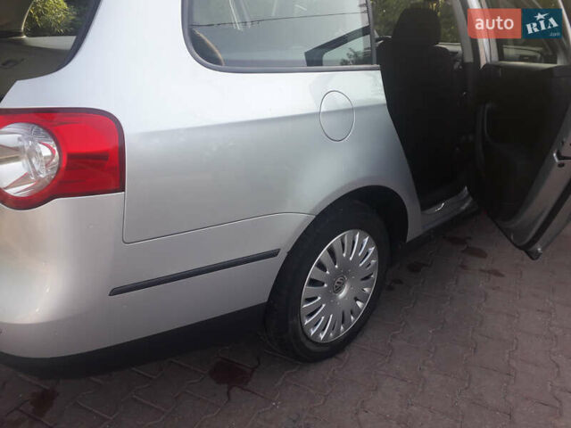 Сірий Фольксваген Пассат, об'ємом двигуна 1.4 л та пробігом 187 тис. км за 6100 $, фото 13 на Automoto.ua