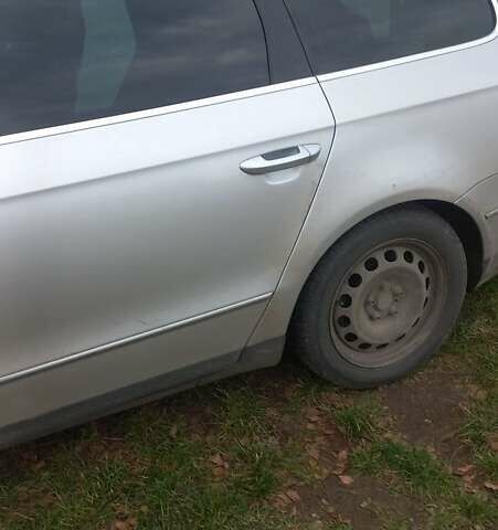 Серый Фольксваген Пассат, объемом двигателя 2 л и пробегом 360 тыс. км за 7200 $, фото 2 на Automoto.ua