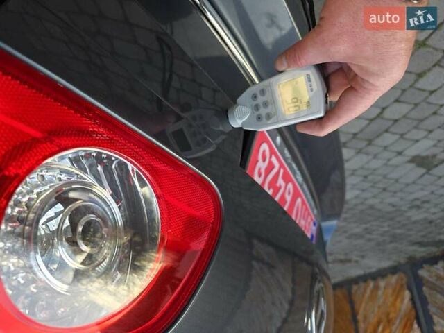 Сірий Фольксваген Пассат, об'ємом двигуна 1.8 л та пробігом 212 тис. км за 7500 $, фото 46 на Automoto.ua