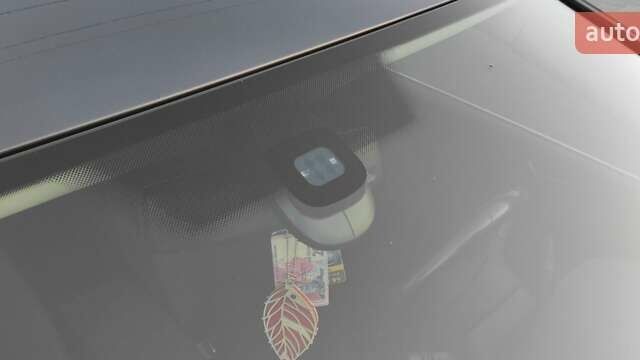 Серый Фольксваген Пассат, объемом двигателя 1.6 л и пробегом 262 тыс. км за 7000 $, фото 23 на Automoto.ua