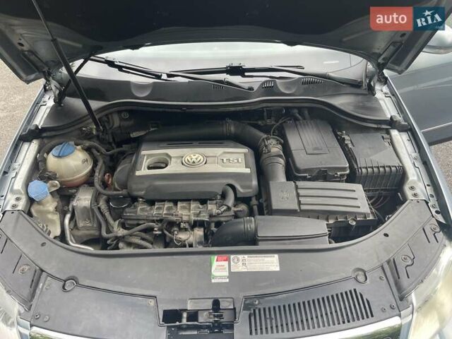 Серый Фольксваген Пассат, объемом двигателя 1.8 л и пробегом 271 тыс. км за 5800 $, фото 11 на Automoto.ua