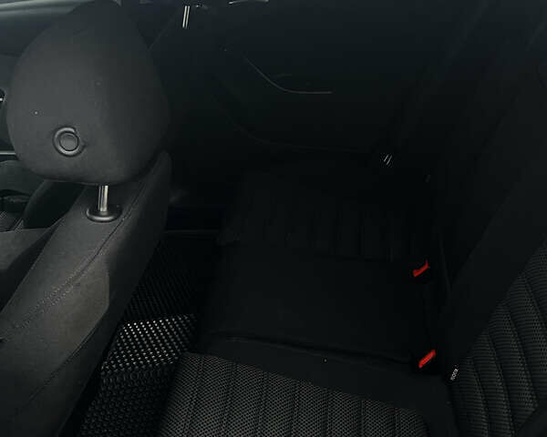 Сірий Фольксваген Пассат, об'ємом двигуна 2 л та пробігом 277 тис. км за 6900 $, фото 9 на Automoto.ua