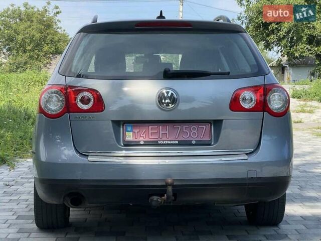 Серый Фольксваген Пассат, объемом двигателя 1.6 л и пробегом 172 тыс. км за 6200 $, фото 9 на Automoto.ua