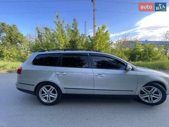 Сірий Фольксваген Пассат, об'ємом двигуна 1.97 л та пробігом 275 тис. км за 7100 $, фото 10 на Automoto.ua