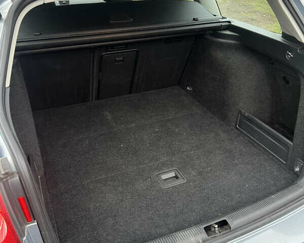 Серый Фольксваген Пассат, объемом двигателя 1.39 л и пробегом 252 тыс. км за 7000 $, фото 16 на Automoto.ua