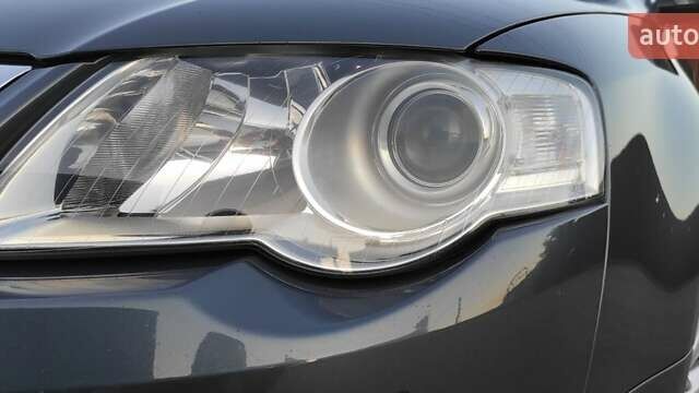 Серый Фольксваген Пассат, объемом двигателя 1.6 л и пробегом 262 тыс. км за 7000 $, фото 27 на Automoto.ua