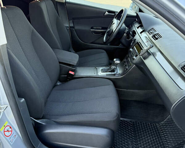 Серый Фольксваген Пассат, объемом двигателя 1.4 л и пробегом 211 тыс. км за 6750 $, фото 83 на Automoto.ua