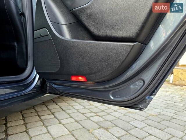 Сірий Фольксваген Пассат, об'ємом двигуна 1.8 л та пробігом 212 тис. км за 7500 $, фото 89 на Automoto.ua