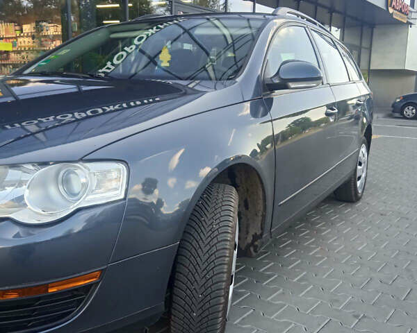 Сірий Фольксваген Пассат, об'ємом двигуна 1.6 л та пробігом 218 тис. км за 5399 $, фото 8 на Automoto.ua